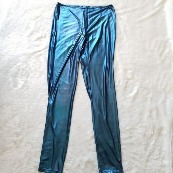 *SOLD*Free People Metallic Blue Legging! - Picture 4 of 8